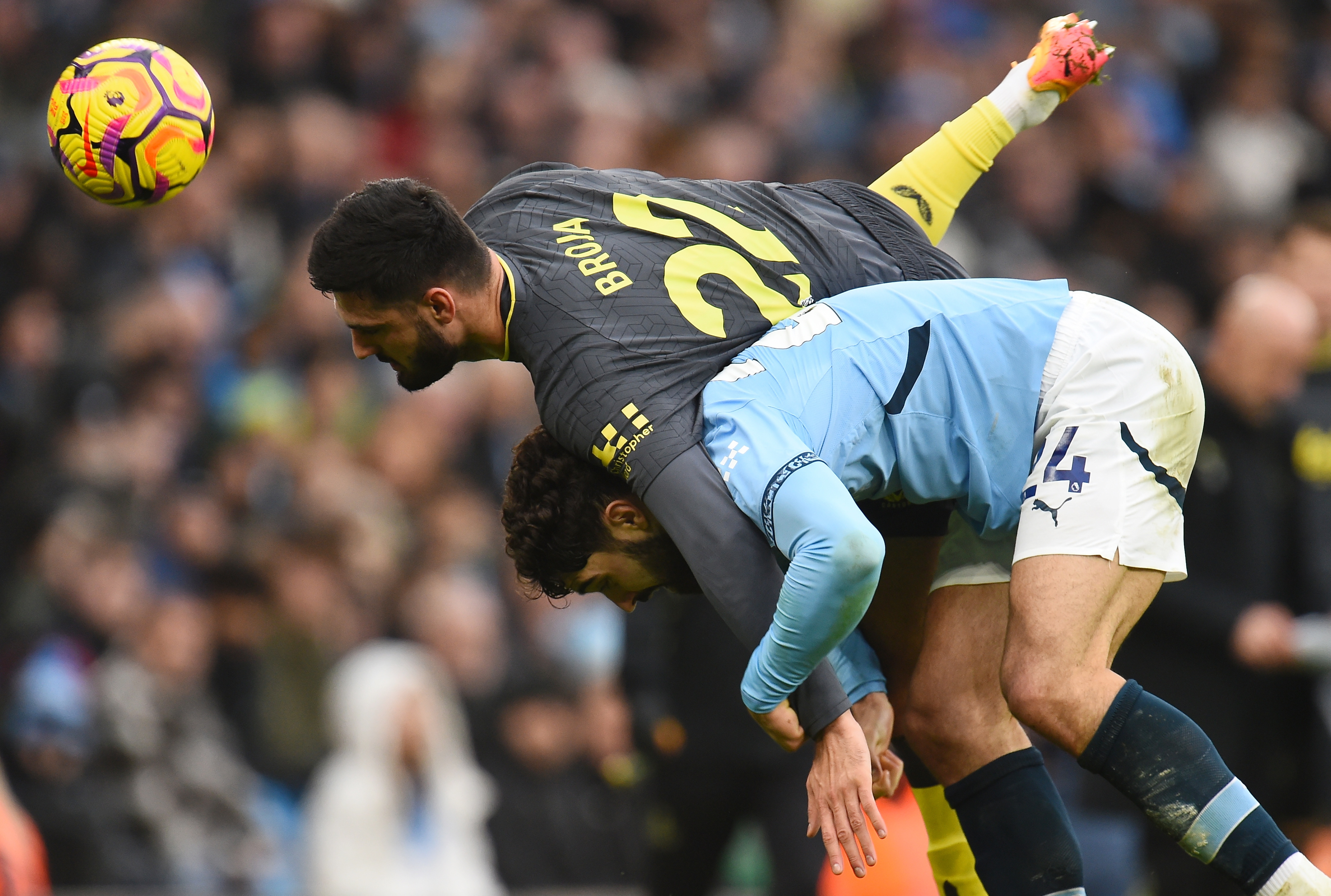 清晨埃因霍温备战欧联，外线爆发细节曝光，震撼外界，训练强度明显提升的简单介绍