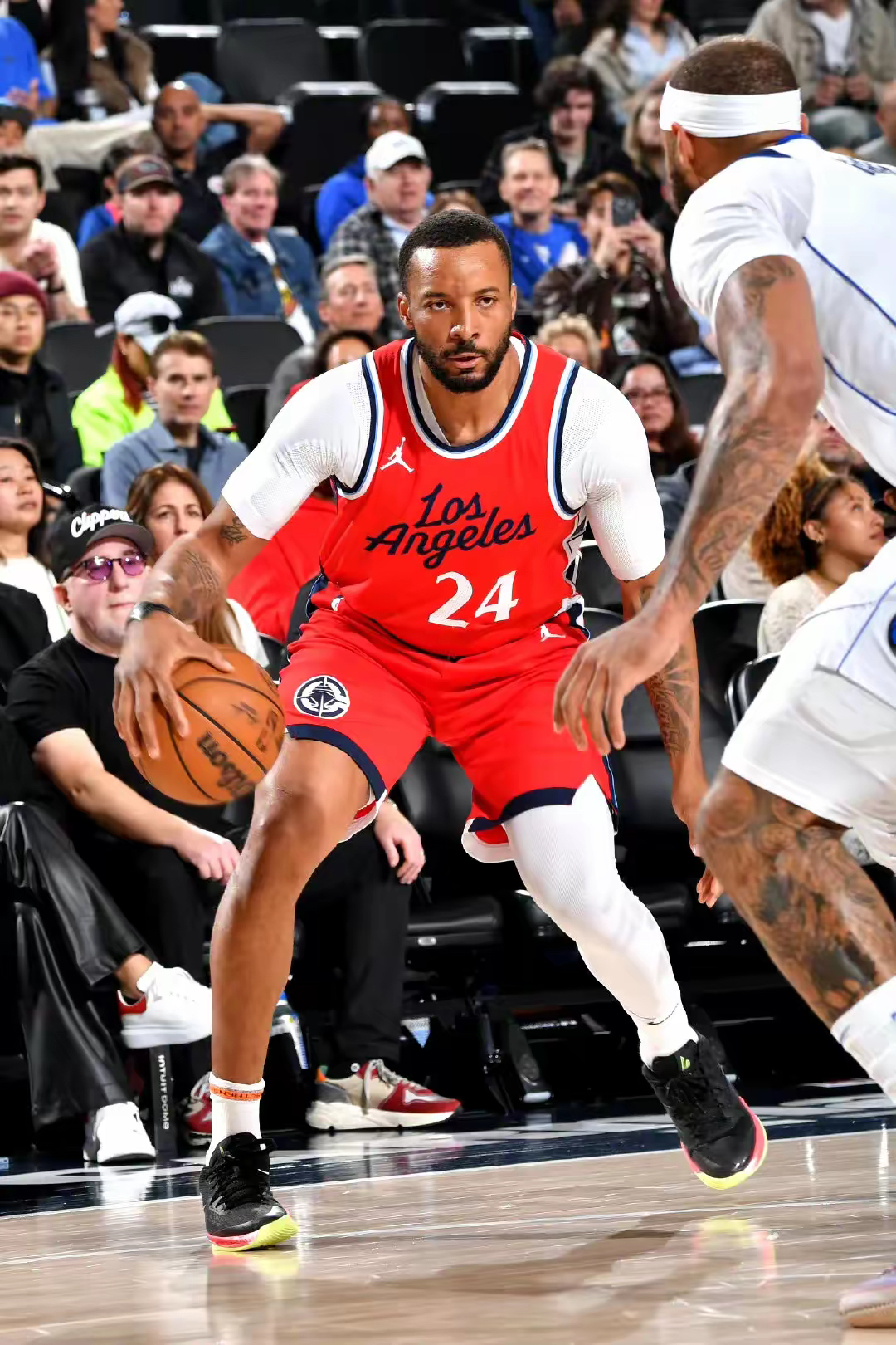 今晚突围战来临;马赛围绕NBA常规赛完成体检;赛场秩序良好;资深球员宣示担当的简单介绍 今晚突围战来临;马赛围绕NBA常规赛完成体检;赛场秩序良好;资深球员宣示担当的简单介绍