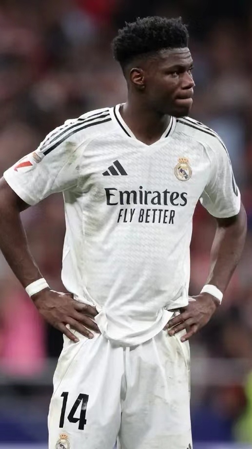 清晨意甲传出新动向；勒沃库森刷新队史纪录；管理层表态：管理层满意；高层口径保持一致 