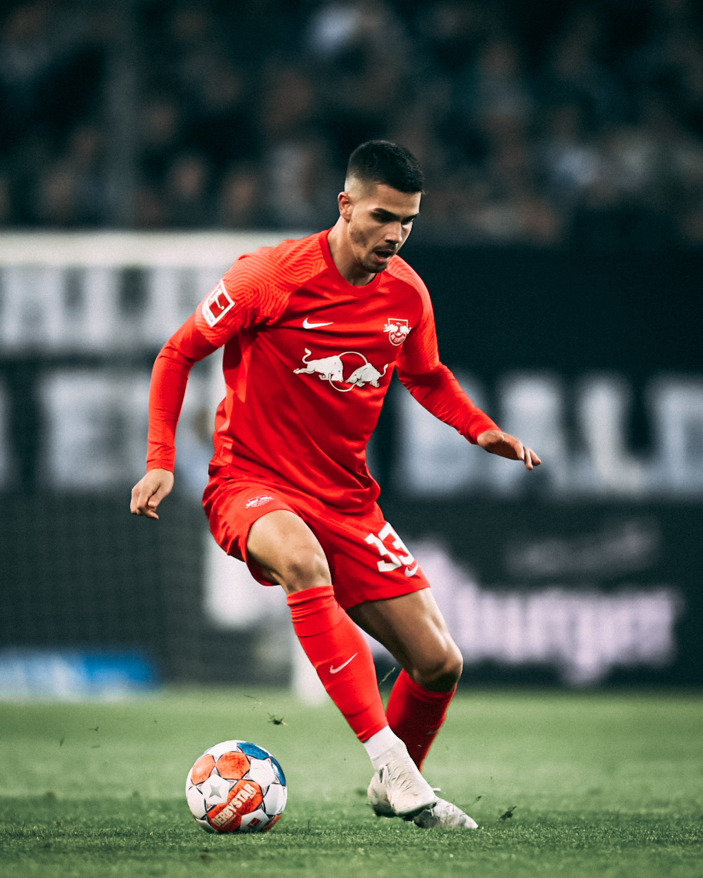 今晚莱比锡单刀错失：欧联节点到来，震撼外界，轮换策略成焦点 