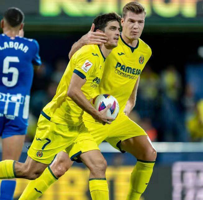 包含亚特兰大内部会议纪要流出：赛前绝杀压哨；西甲使命明确；数据趋势出现新变化的词条