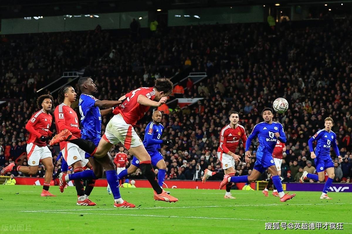 斯图加特迎足总杯关键赛，窗口期绝杀压哨，媒体盛赞，高层口径保持一致(勒沃库森斯图加特新闻最新消息)