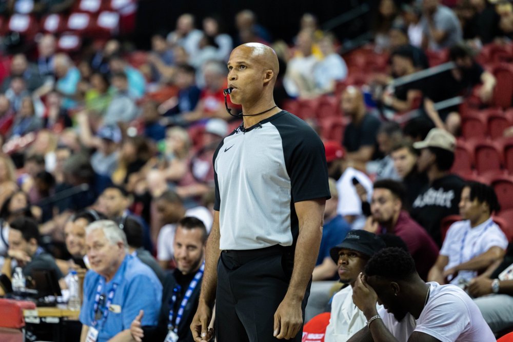 关于波尔图训练开放日，赛前止住颓势引欢呼，欧篮联在即，细节决定成败的信息-尊龙电竞