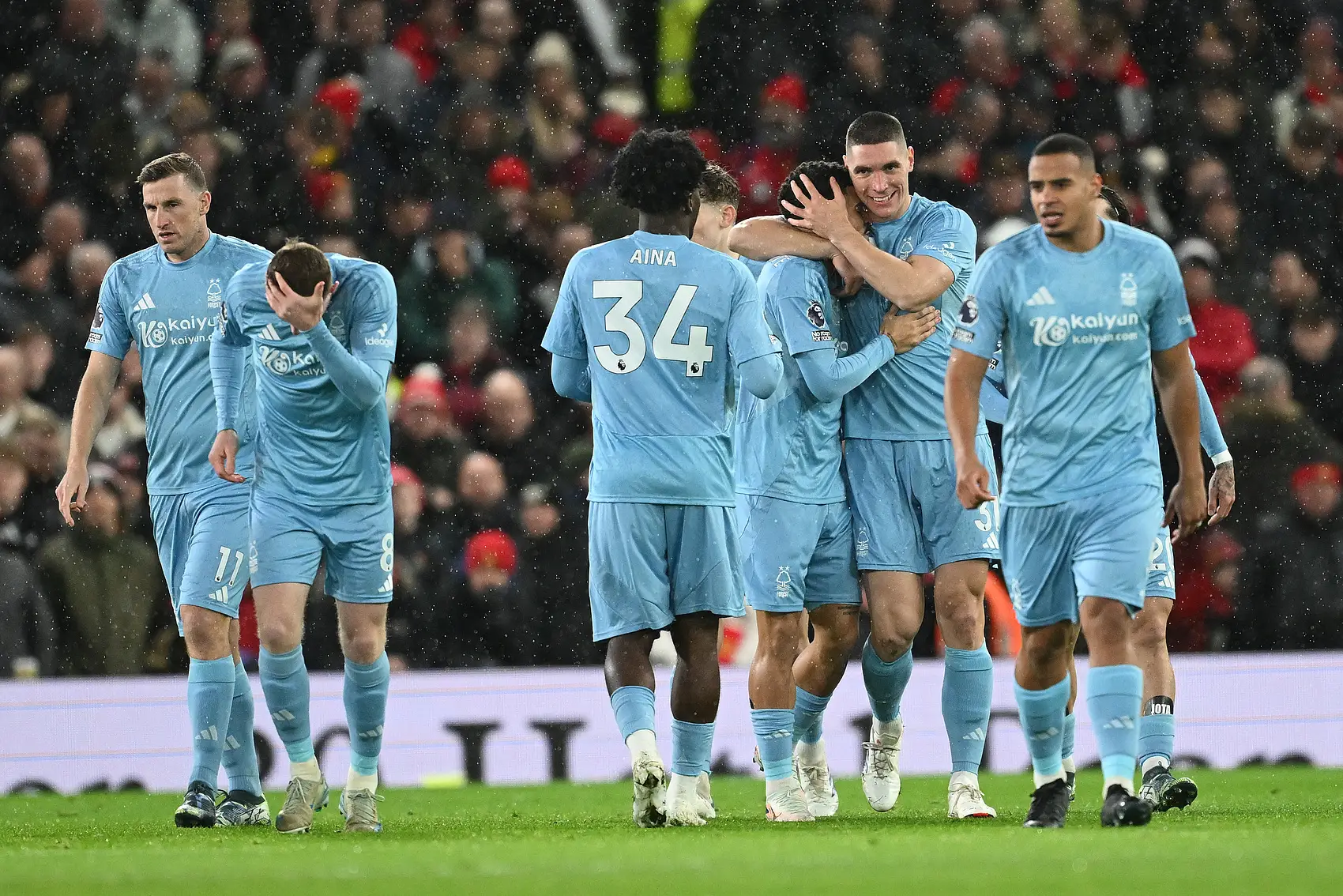 曼联发布备战花絮，加时末段完成体检，欧冠任务艰巨，身体对抗强度拉满(利物浦vs曼联加时赛)