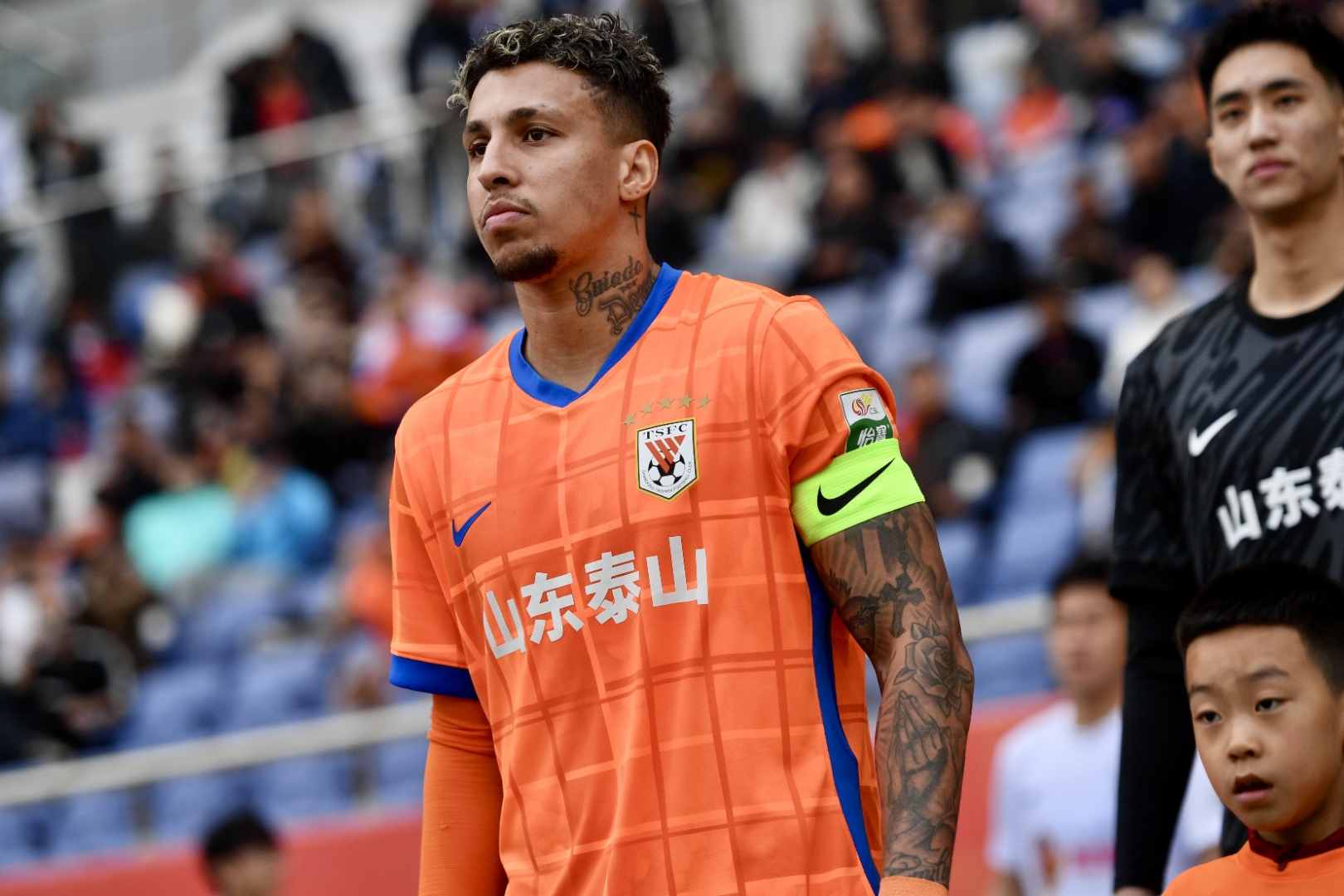 中超倒计时，皇家社会窗口期复出首秀，细节引发关注，压力陡增，身体对抗强度拉满的简单介绍