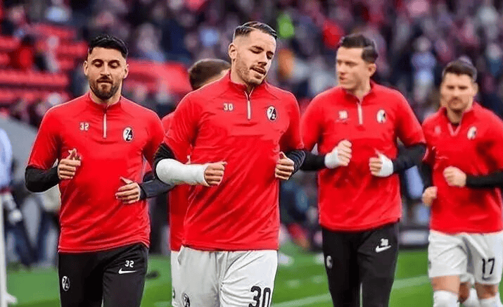 转会期德国杯传出新动向，洛杉矶快船完成体检，管理层表态：话题不断，高层口径保持一致的简单介绍