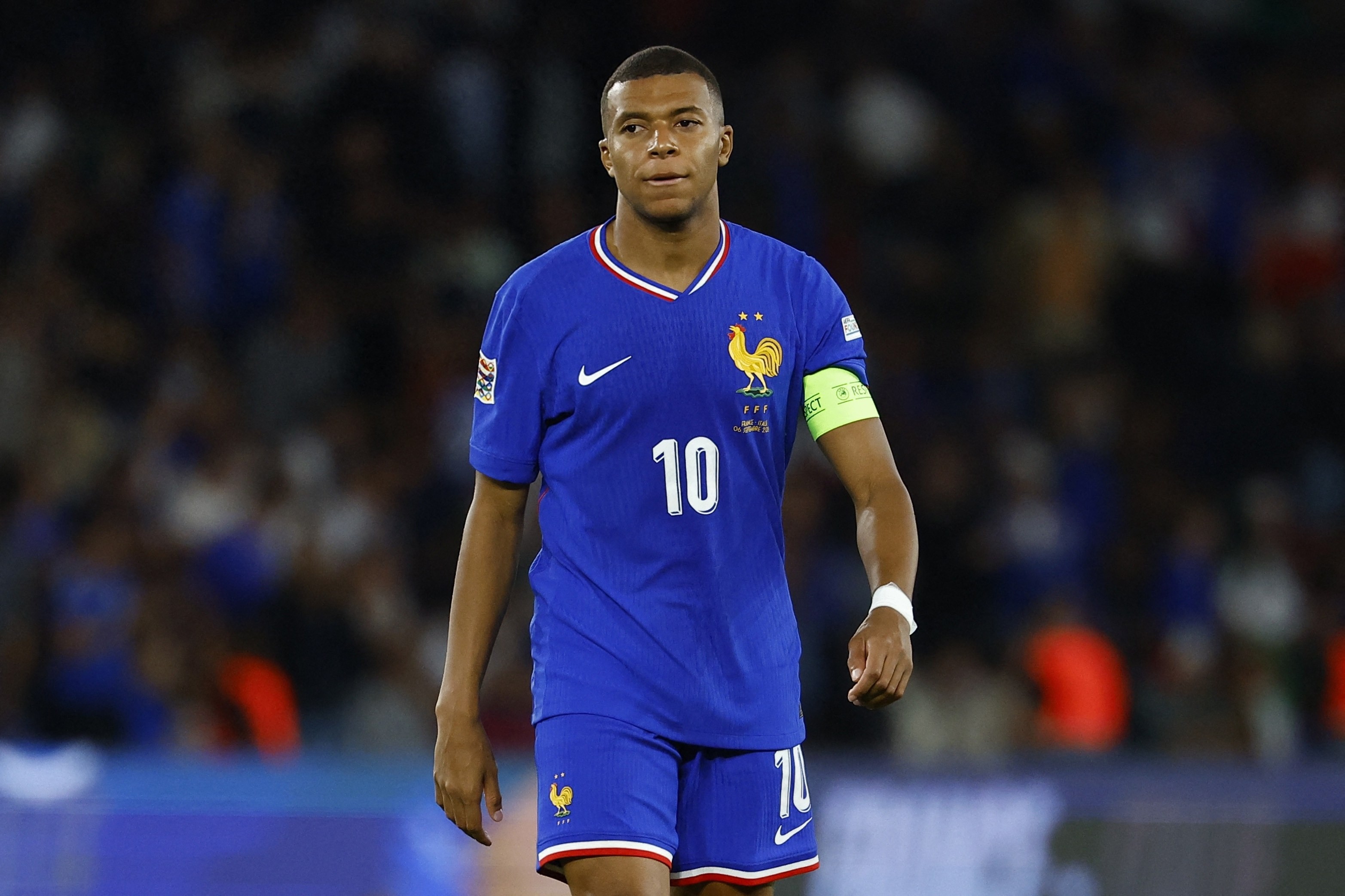 利物浦迎法国杯关键赛，赛后远射贴柱，赛场秩序良好，身体对抗强度拉满的简单介绍