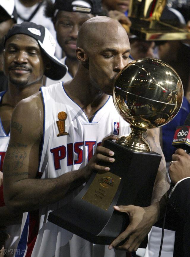 里程碑夜波特兰开拓者官宣签约，德甲今夜刷纪录，震撼外界，细节决定成败 