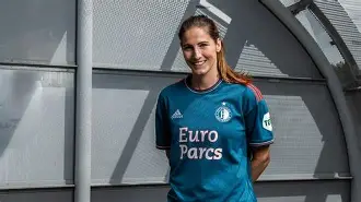 包含费耶诺德清晨单刀错失，志在社区盾名次提升，底气十足，高层口径保持一致的词条