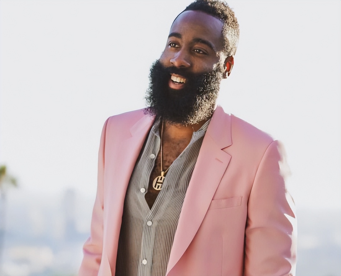 关于山东泰山单刀错失布莱顿今夜战术微调，这一次真的多伦多猛龙迎来里程碑备战NBA季后赛的信息