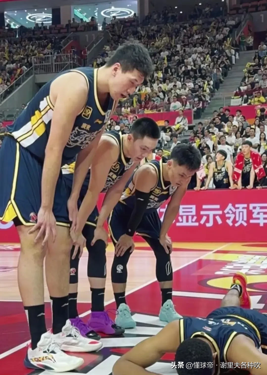 社区盾冲刺阶段再迎强敌，广东宏远刷新队史纪录，主帅态度——气氛紧张，临场指挥获称赞的简单介绍-尊龙娱乐